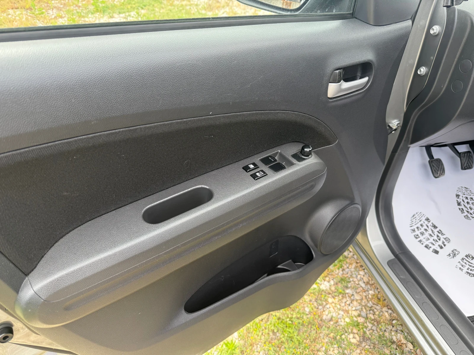 Suzuki Splash 1.3 бензин - изображение 7