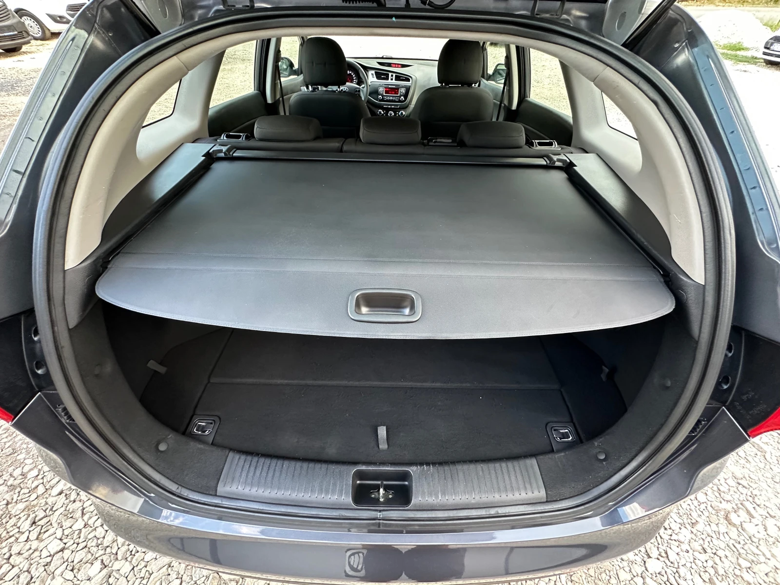 Kia Ceed DIESEL* KLIMATIK* EVRO5* 156000KM - изображение 10