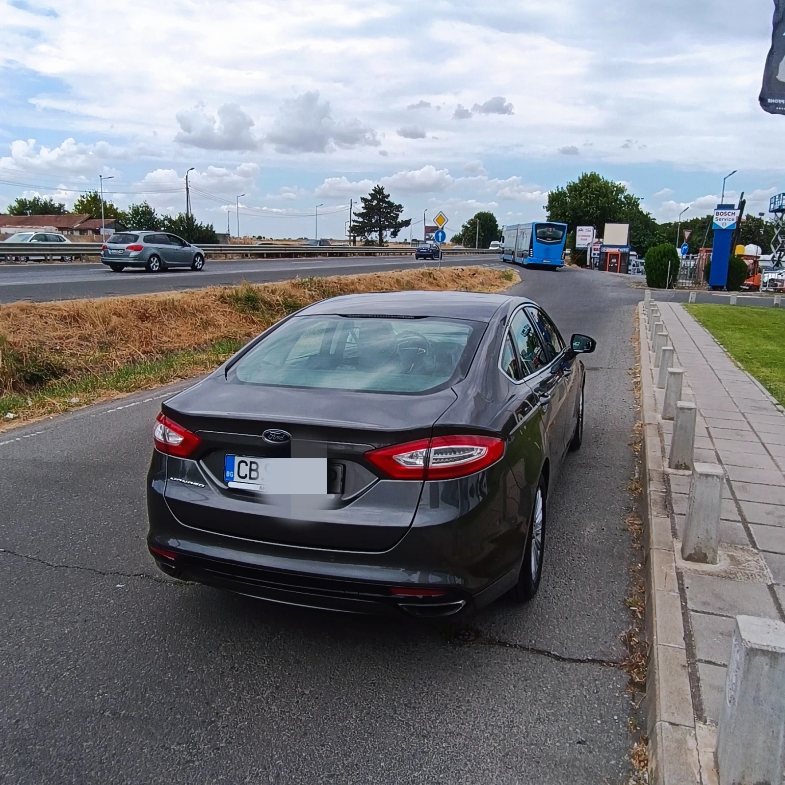 Ford Mondeo 2.0T - изображение 3