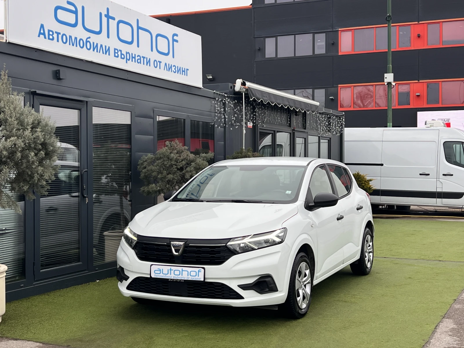 Dacia Sandero ESSENTIAL/1.0TCE/91K.C./5MT/LPG/�������� | Mobile.bg � ����������� 1