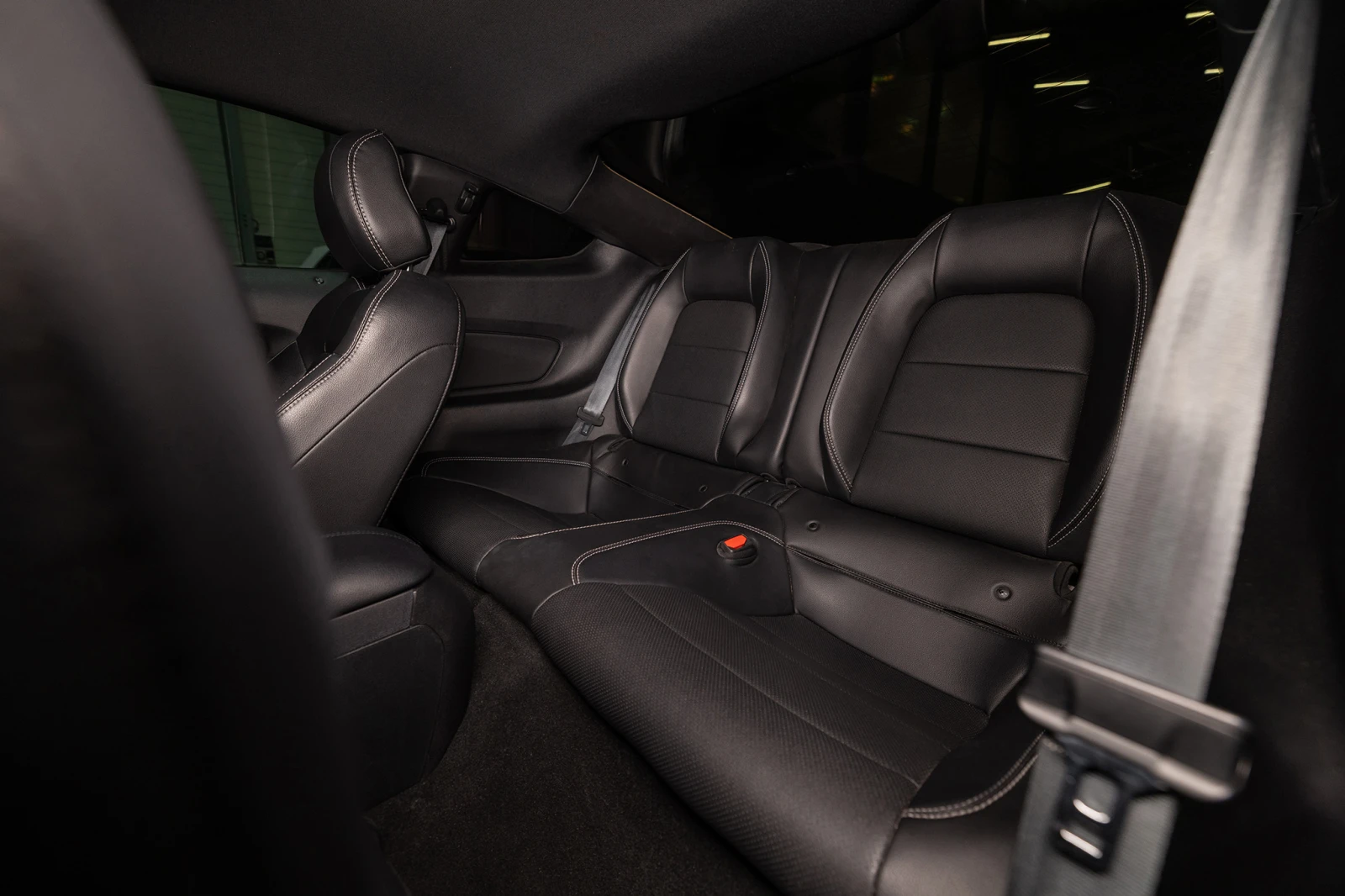 Ford Mustang 2.3L ECO BOOST* �������* ���������* Apple CarPlay* | Mobile.bg � ����������� 12