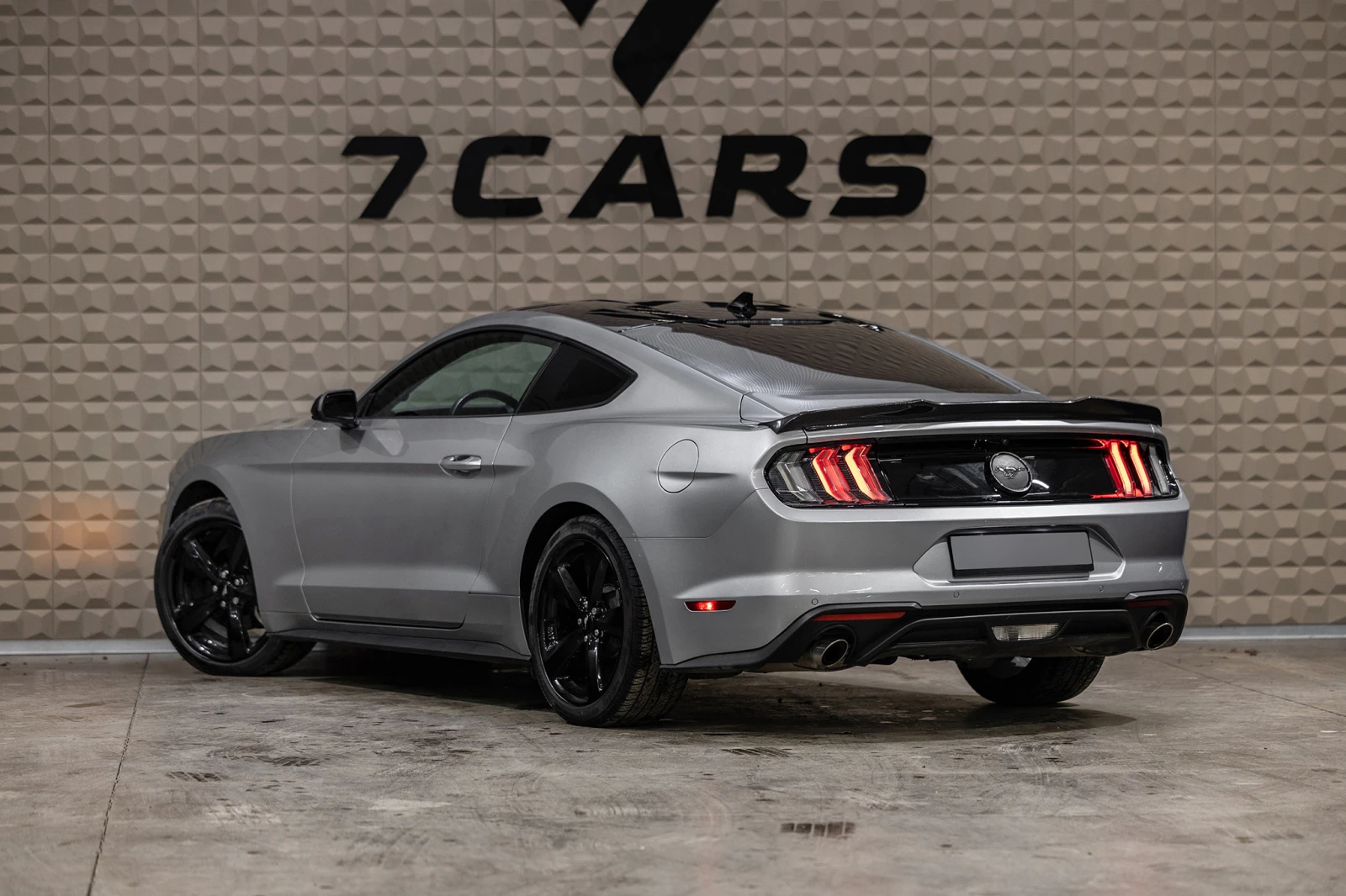 Ford Mustang 2.3L ECO BOOST* Подгрев* Обдухване* Apple CarPlay* - изображение 4