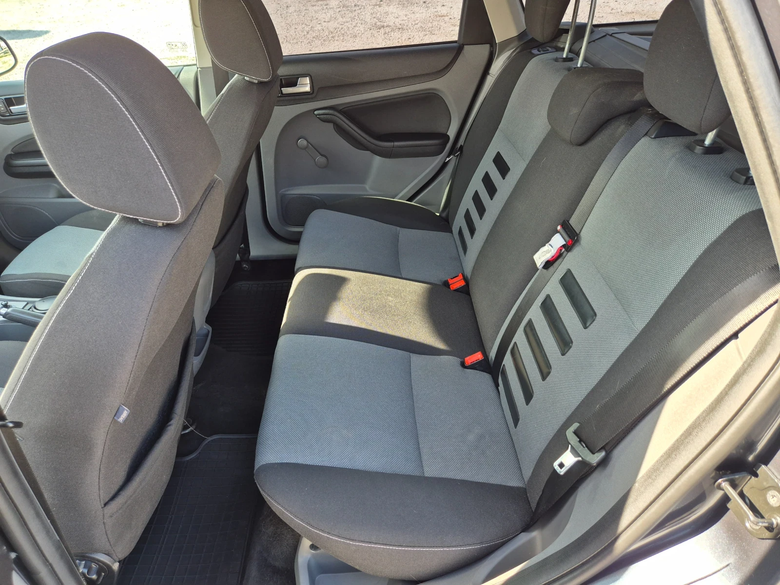 Ford Focus 1.6TDCI 109ps. ����������� | Mobile.bg � ����������� 12