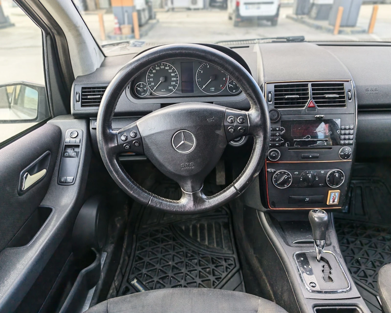 Mercedes-Benz A 170 Газ.инж, снимка 12 - Автомобили и джипове - 53733327