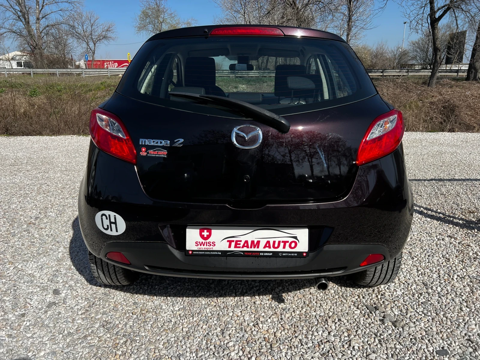 Mazda 2 1.3I SWISS EDITION , снимка 4 - Автомобили и джипове - 53835796