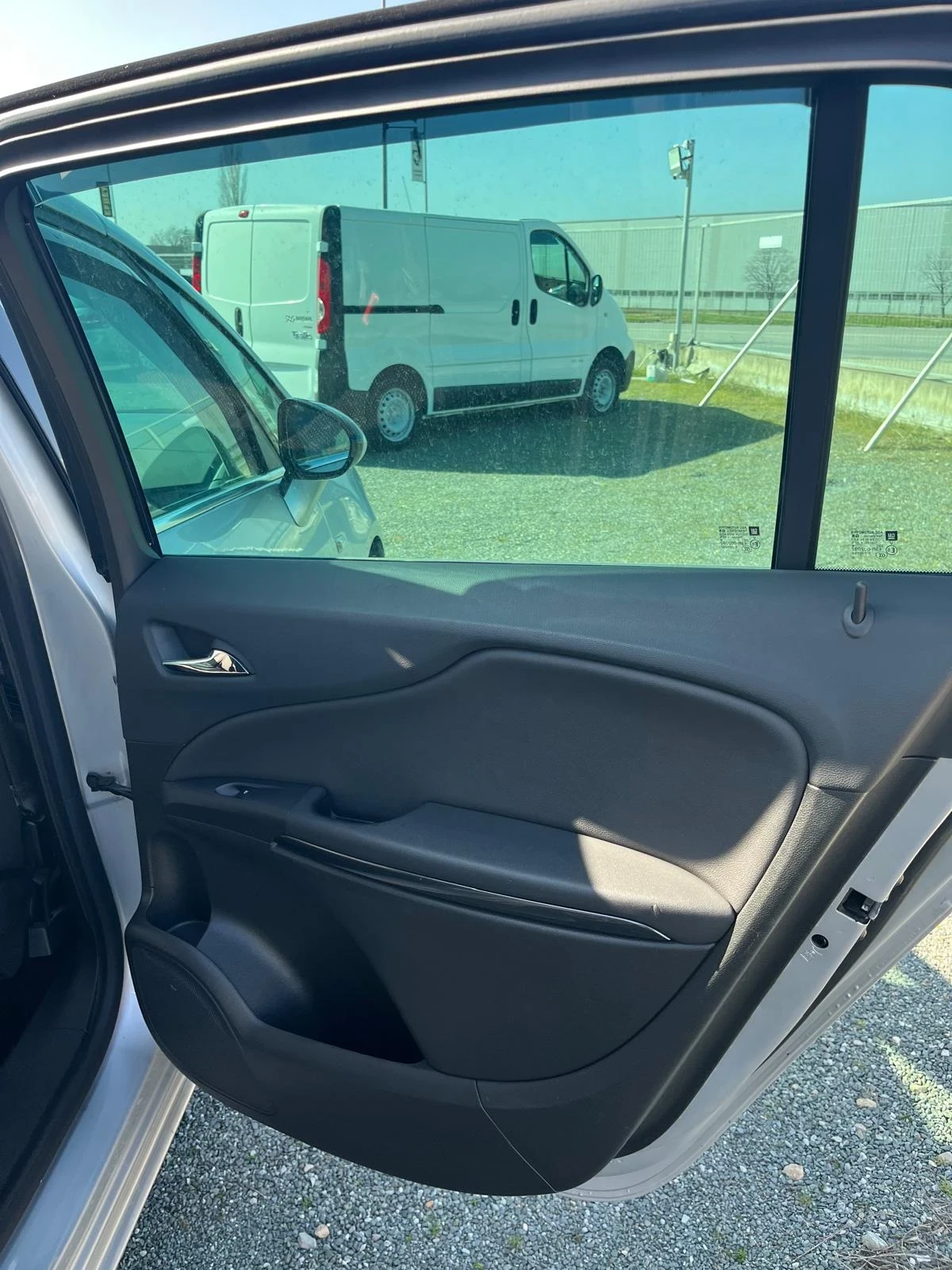 Opel Zafira, снимка 10 - Автомобили и джипове - 54546512