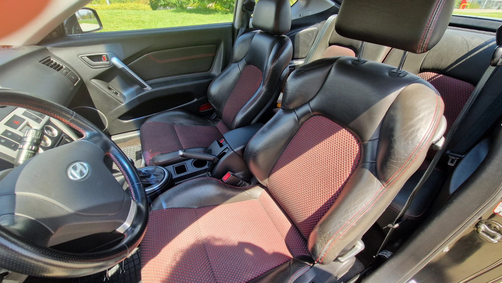 Hyundai Coupe, снимка 14 - Автомобили и джипове - 54868048