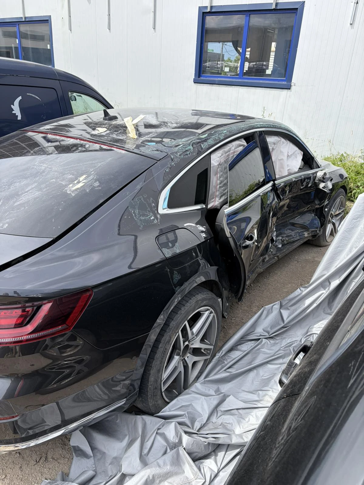 VW Arteon, снимка 6 - Автомобили и джипове - 55284317