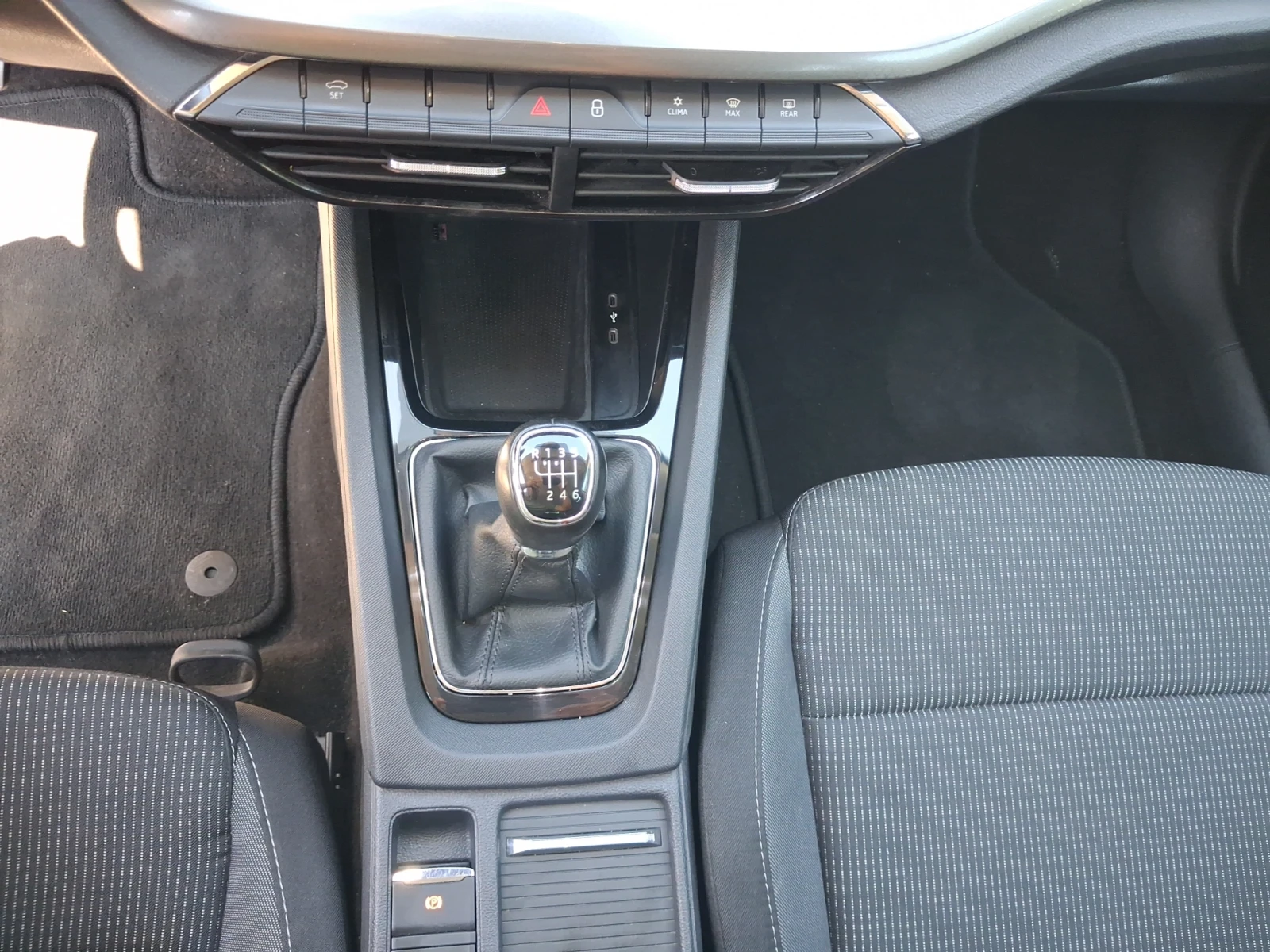 Skoda Octavia  Амбишън 2, 0 TDI / 85 kW / 115 к.с., 6M, снимка 14 - Автомобили и джипове - 55616786