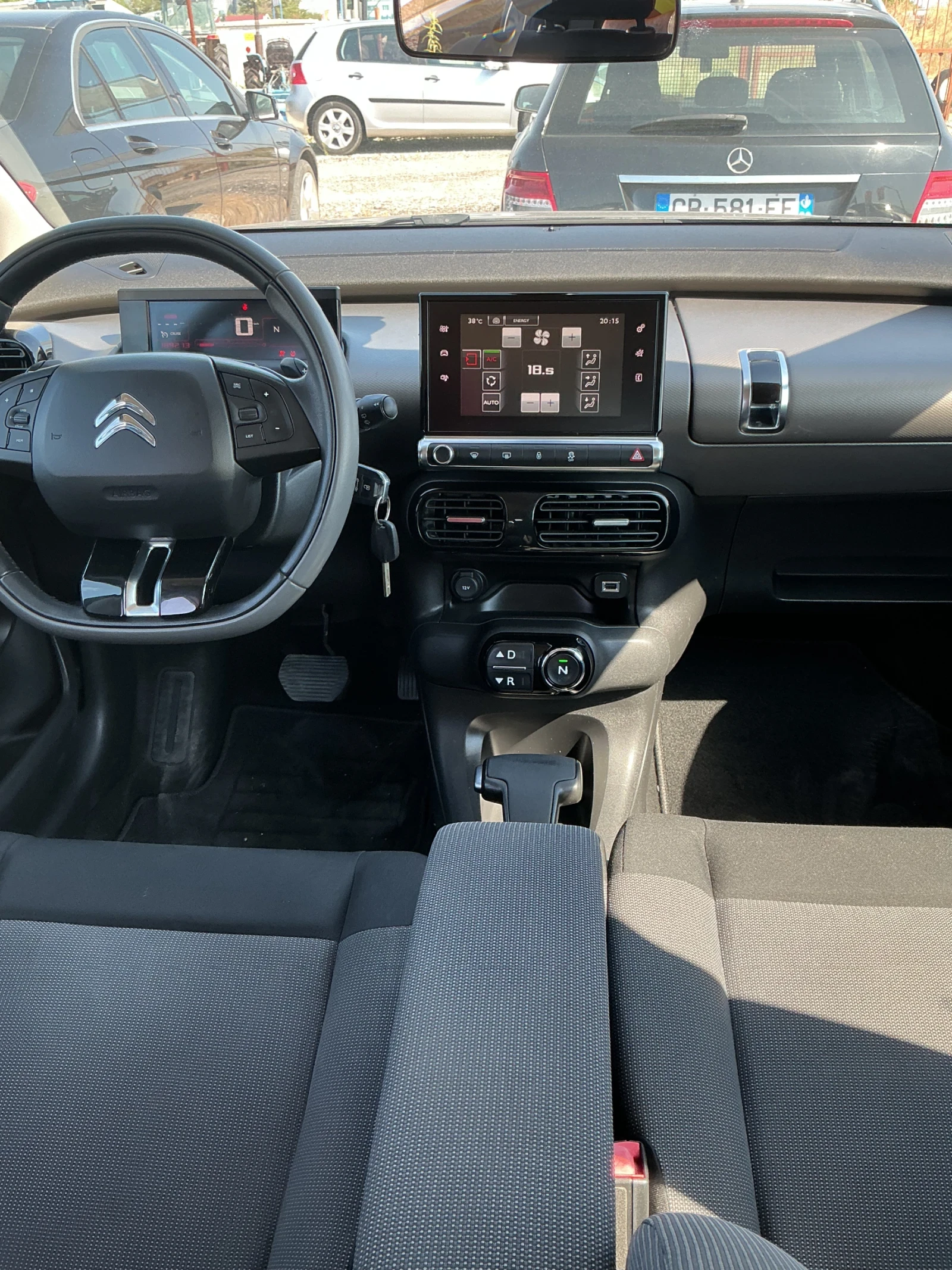 Citroen C4 Cactus 1, 6 d, снимка 12 - Автомобили и джипове - 55622929
