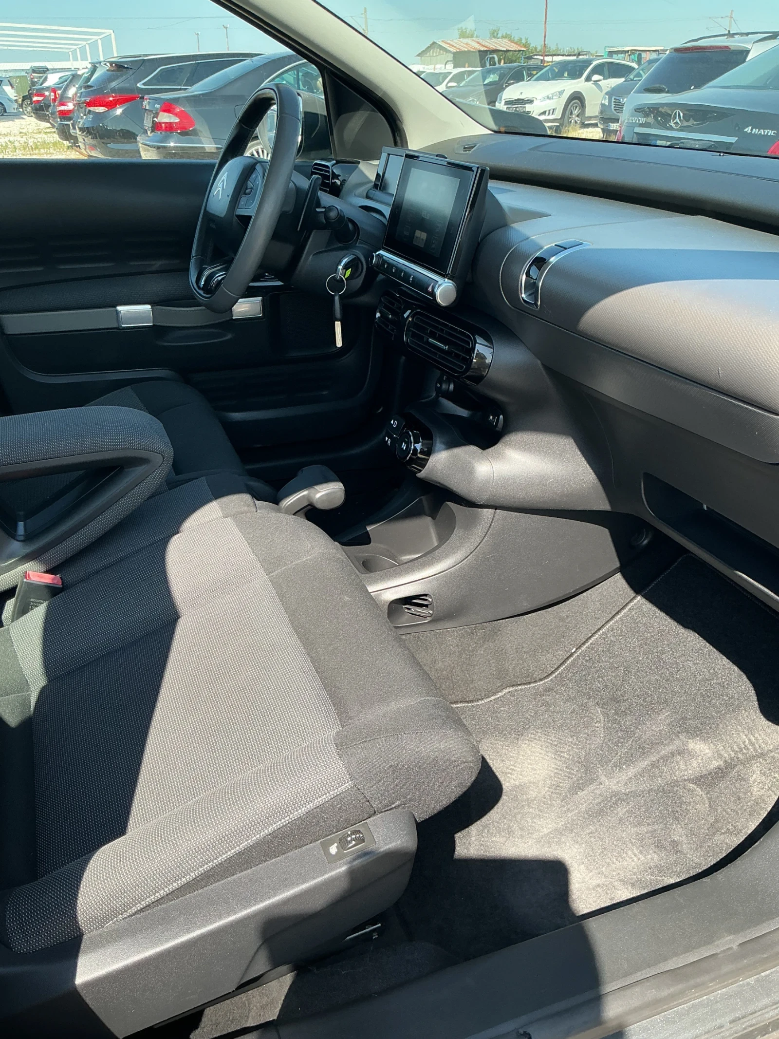 Citroen C4 Cactus 1, 6 d, снимка 14 - Автомобили и джипове - 55622929