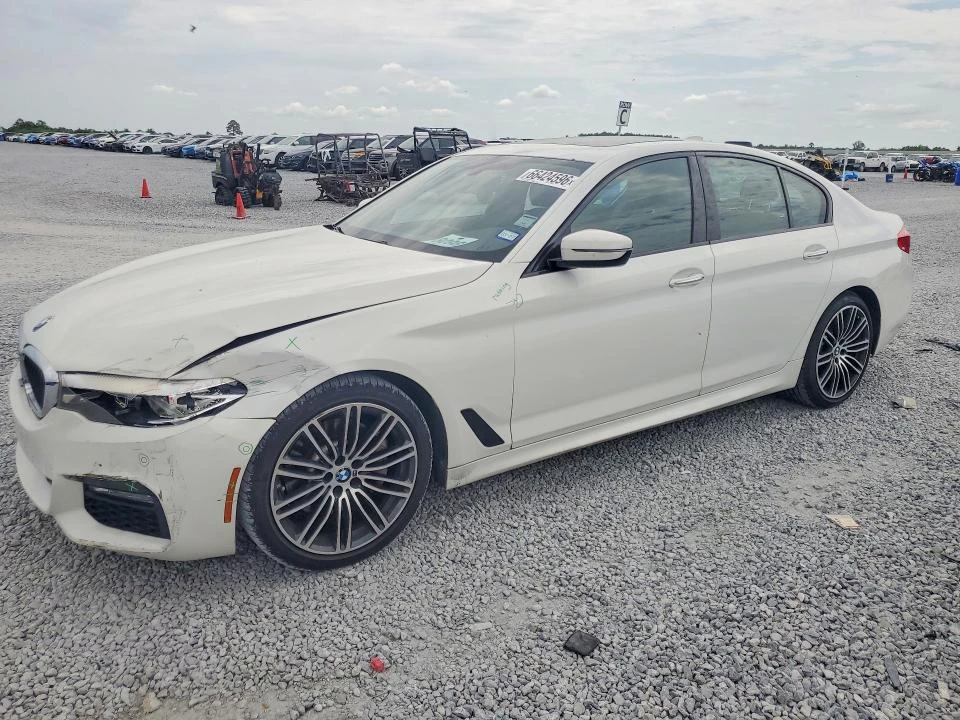 BMW 540 M Пакет  / Carfax / Автокредит