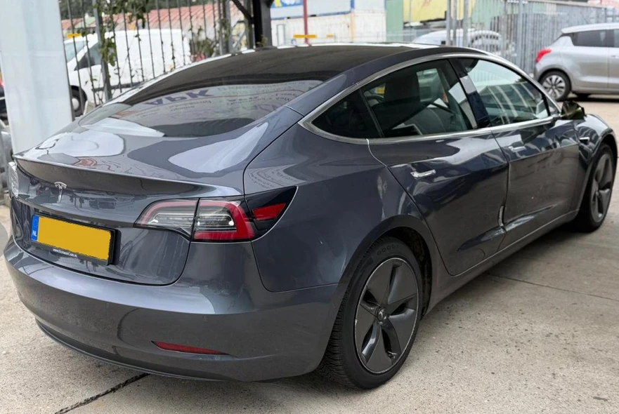 Tesla Model 3  4х4 Европейска Long Range, снимка 5 - Автомобили и джипове - 56261393