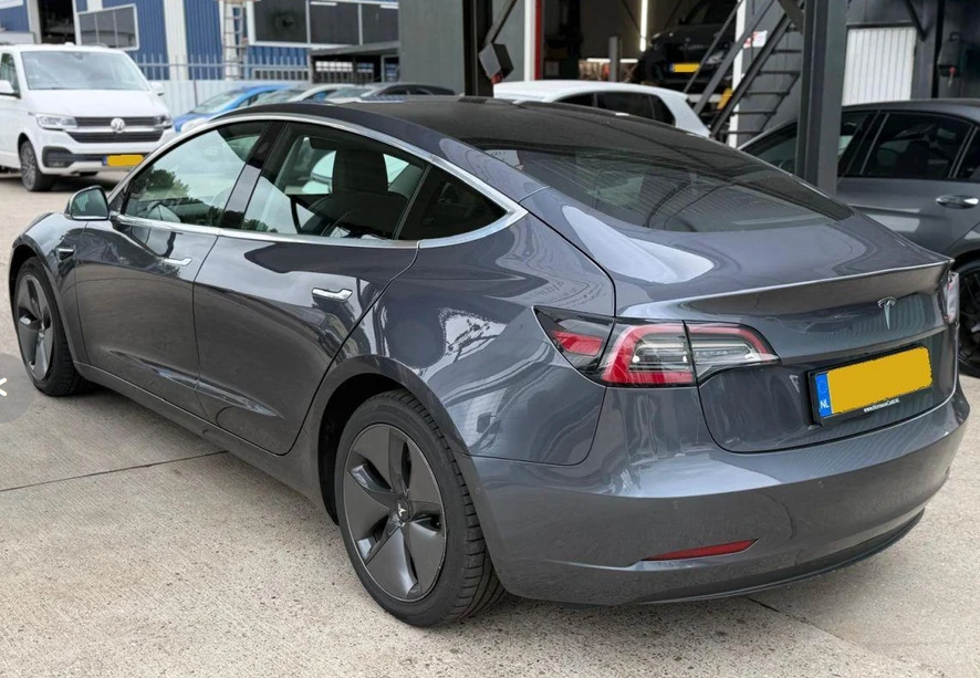Tesla Model 3  4х4 Европейска Long Range, снимка 7 - Автомобили и джипове - 56261393