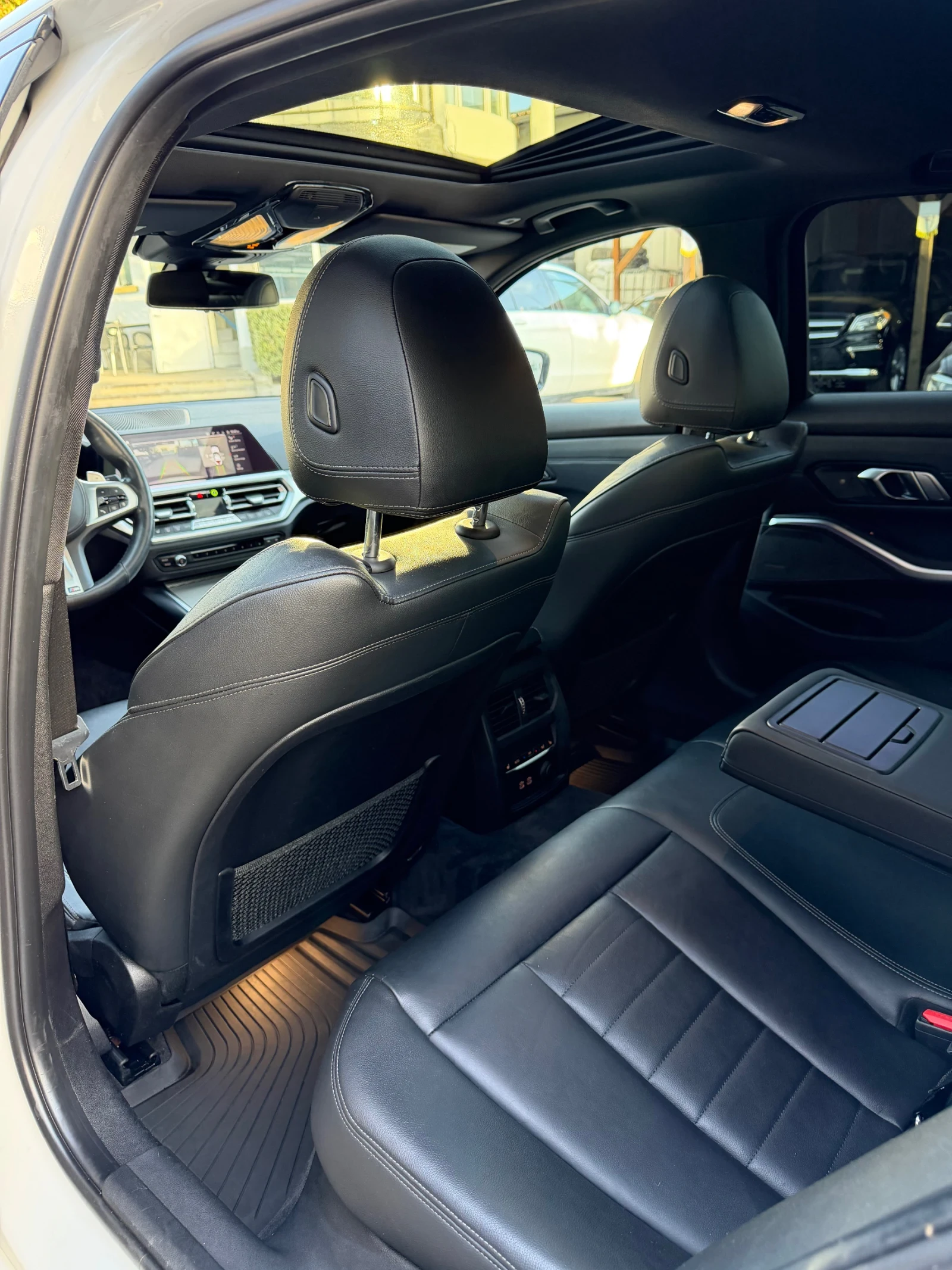 BMW 340 M xDrive, снимка 10 - Автомобили и джипове - 56331906