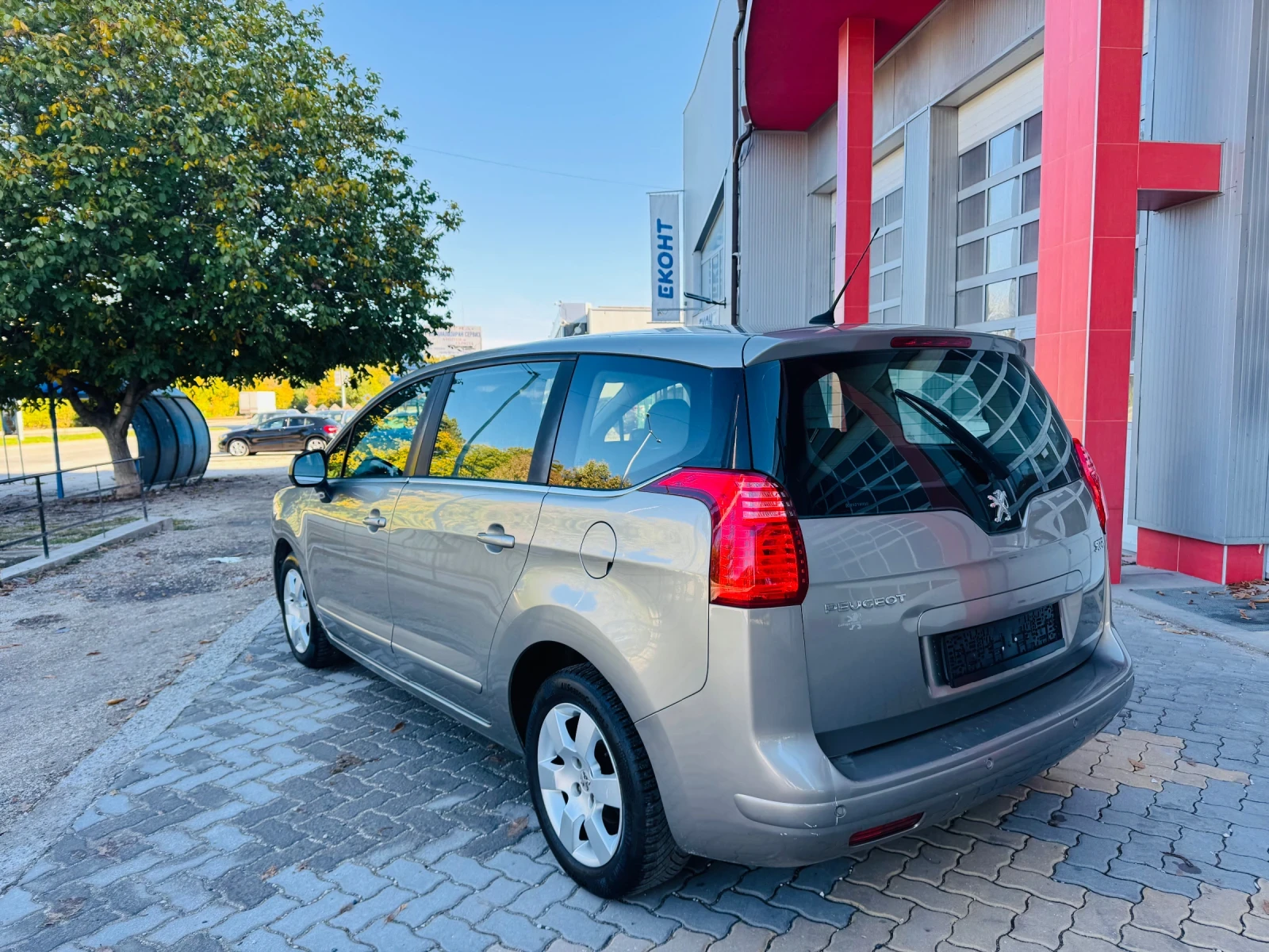 Peugeot 5008 1.6 Hdi 7 ������ ��� | Mobile.bg � ����������� 7