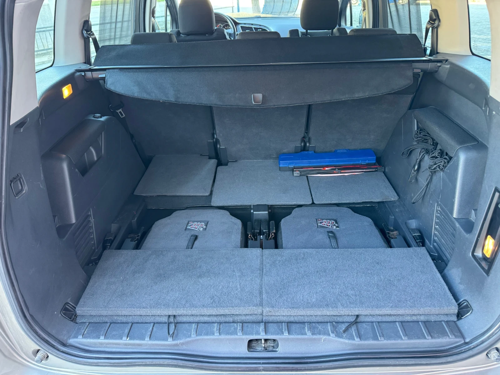 Peugeot 5008 1.6 Hdi 7 ������ ��� | Mobile.bg � ����������� 16