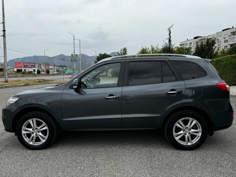 Hyundai Santa fe 2.2CRDI/КОЖА/ИТАЛИЯ, снимка 2 - Автомобили и джипове - 47194463