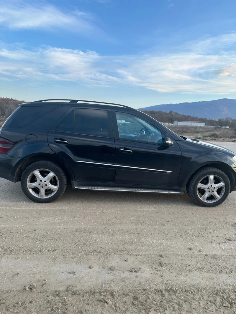 Mercedes-Benz ML 320 4 Matic, снимка 5 - Автомобили и джипове - 47994349