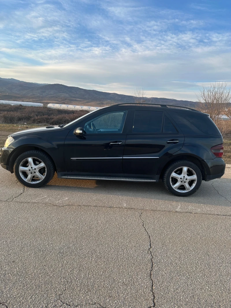 Mercedes-Benz ML 320 4 Matic, снимка 4 - Автомобили и джипове - 47994349