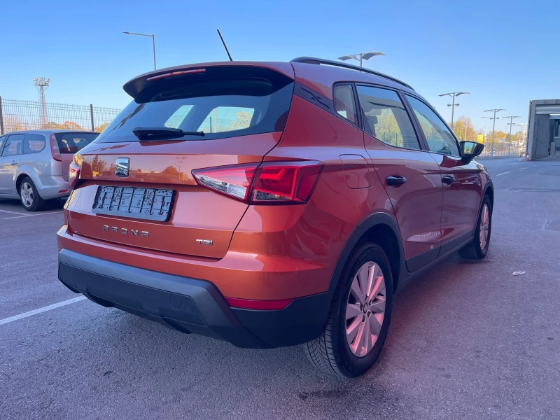 Seat Arona 1.0 TGI ЕВРО6, снимка 5 - Автомобили и джипове - 48958888