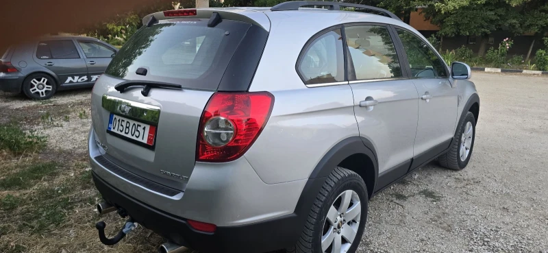 Chevrolet Captiva 2.4i, Кожа, снимка 4 - Автомобили и джипове - 50800800