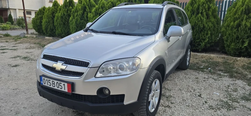 Chevrolet Captiva 2.4i, Кожа, снимка 8 - Автомобили и джипове - 50800800