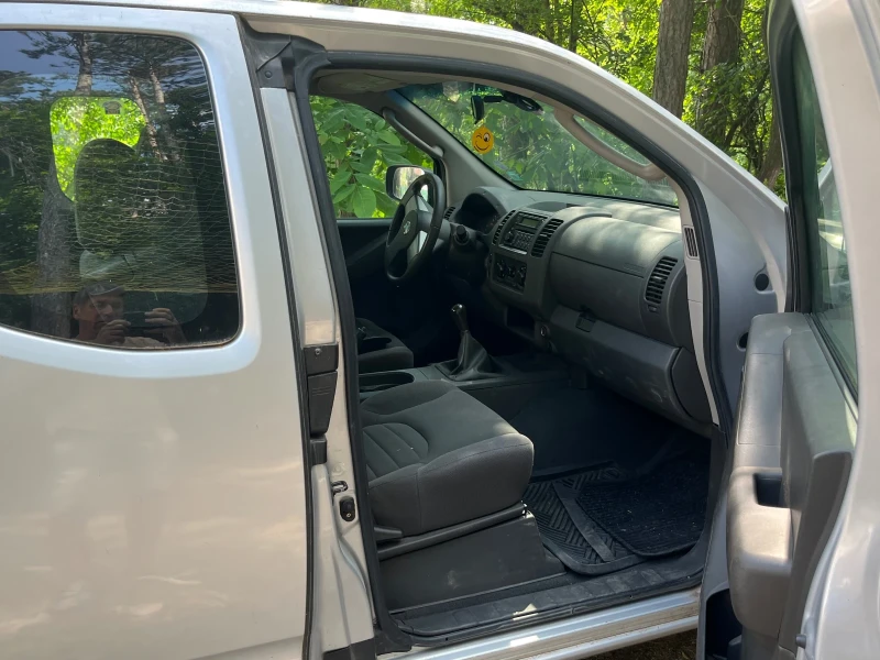 Nissan Frontier, снимка 7 - Автомобили и джипове - 51475260