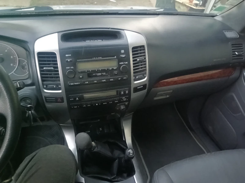 Toyota Land cruiser, снимка 2 - Автомобили и джипове - 52460927