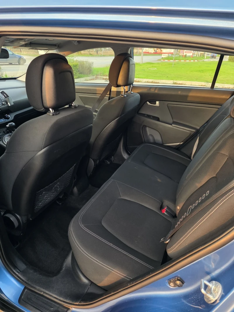 Kia Sportage 2.0 CRDI, снимка 11 - Автомобили и джипове - 52514867