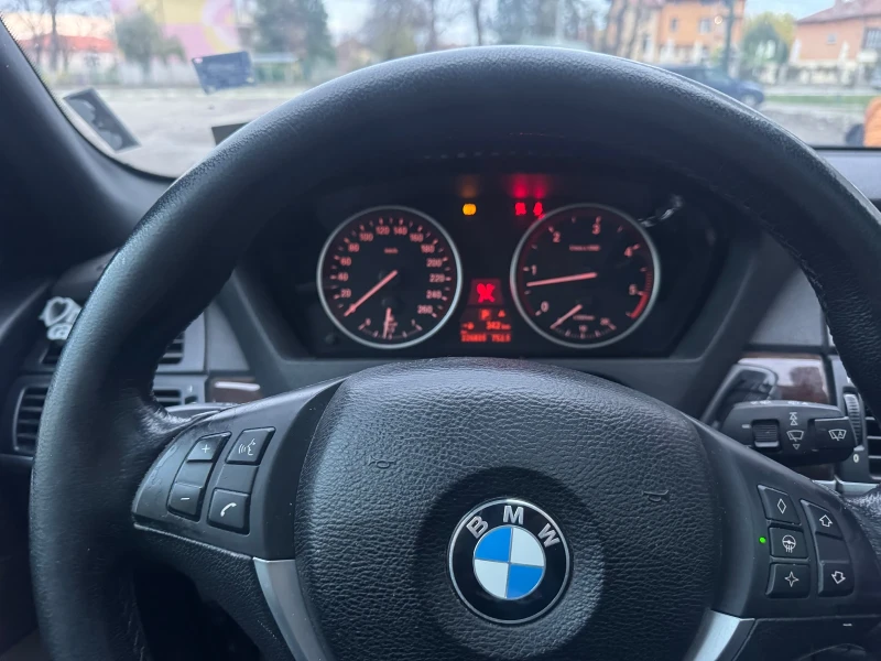BMW X5 3.0D, снимка 8 - Автомобили и джипове - 52594406