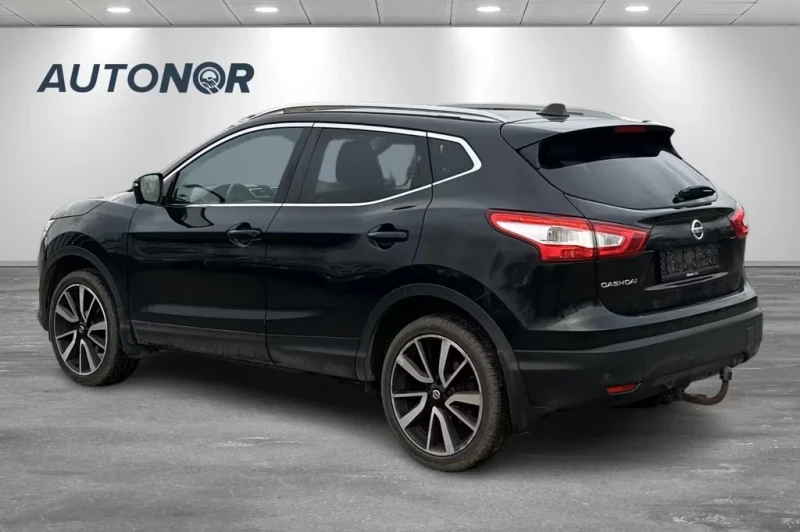 Nissan Qashqai Tekna 1.6d 130PS * PANORAMA/360* , снимка 3 - Автомобили и джипове - 52706650
