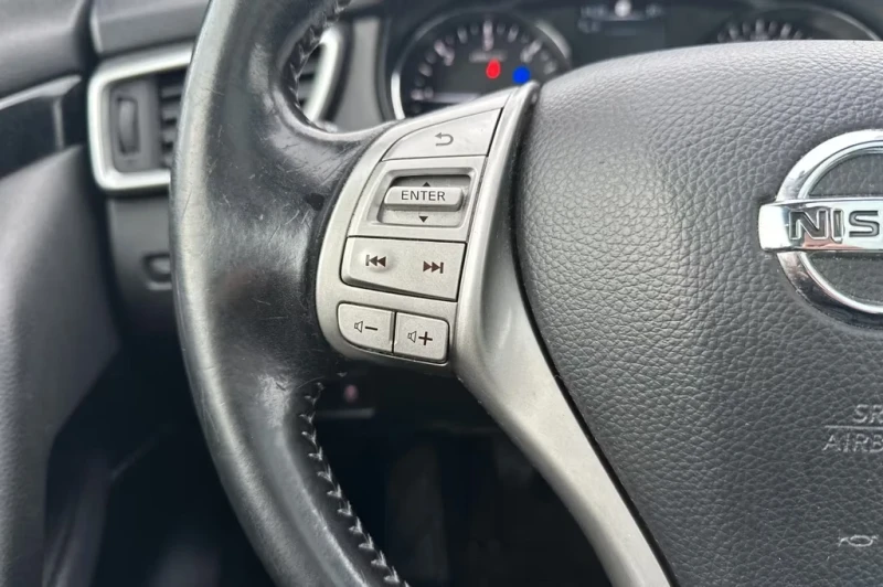 Nissan Qashqai Tekna 1.6d 130PS * PANORAMA/360* , снимка 7 - Автомобили и джипове - 52706650