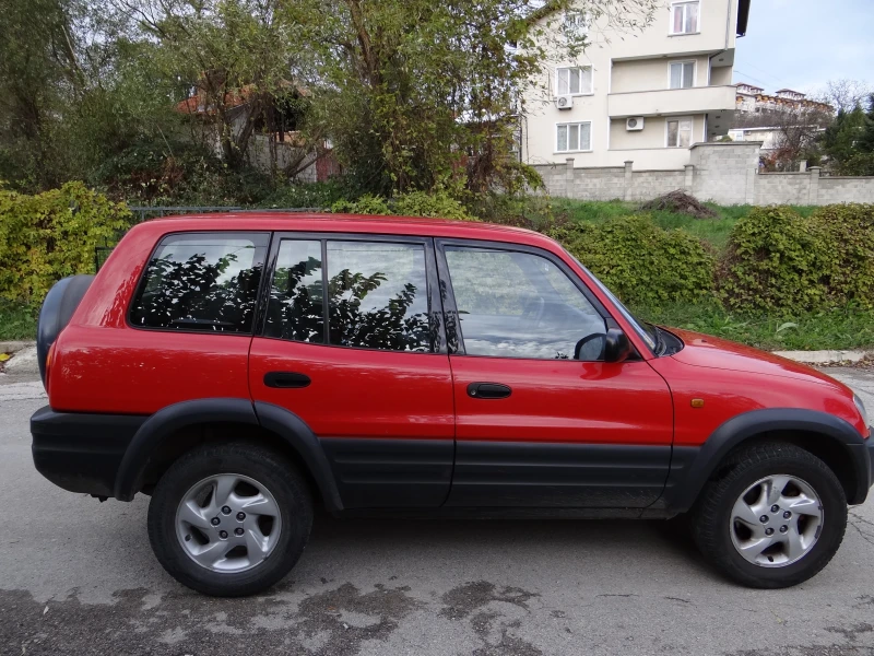 Toyota Rav4 Газов Инжекцион, снимка 2 - Автомобили и джипове - 53122184