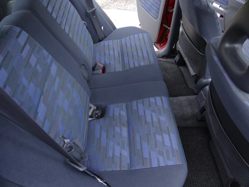 Toyota Rav4 Газов Инжекцион, снимка 10 - Автомобили и джипове - 53122184