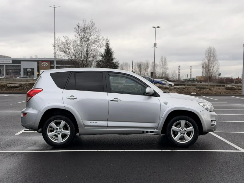 Toyota Rav4 2.2d4d Всичко платено, снимка 6 - Автомобили и джипове - 53281502