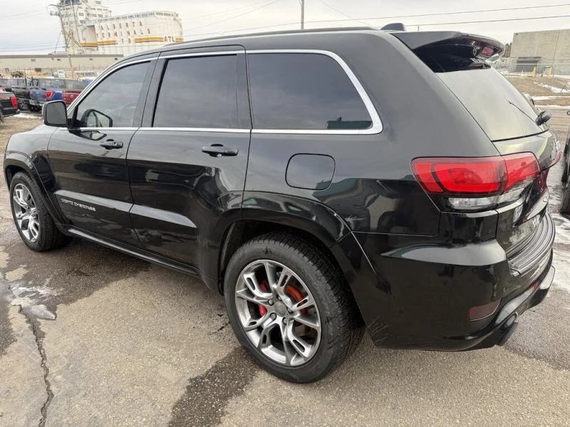 Jeep Grand cherokee SRT 4WD 6.4L V8 470HP* HARMAN* DISTRONIK* , снимка 6 - Автомобили и джипове - 53340415
