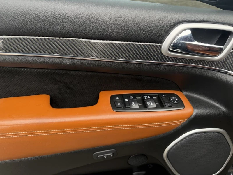 Jeep Grand cherokee SRT 4WD 6.4L V8 470HP* HARMAN* DISTRONIK* , снимка 13 - Автомобили и джипове - 53340415