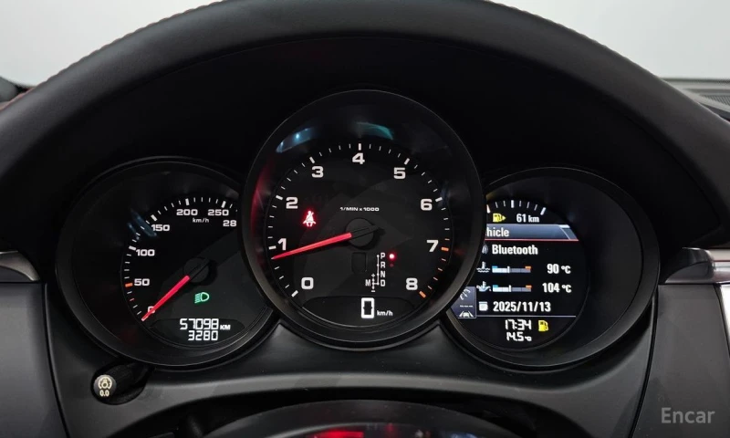 Porsche Macan, снимка 8 - Автомобили и джипове - 53534198