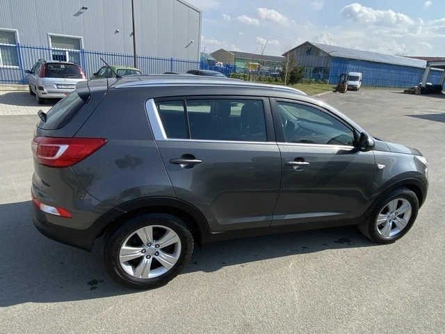 Kia Sportage 1.6-БЕНЗИН-LED - изображение 5