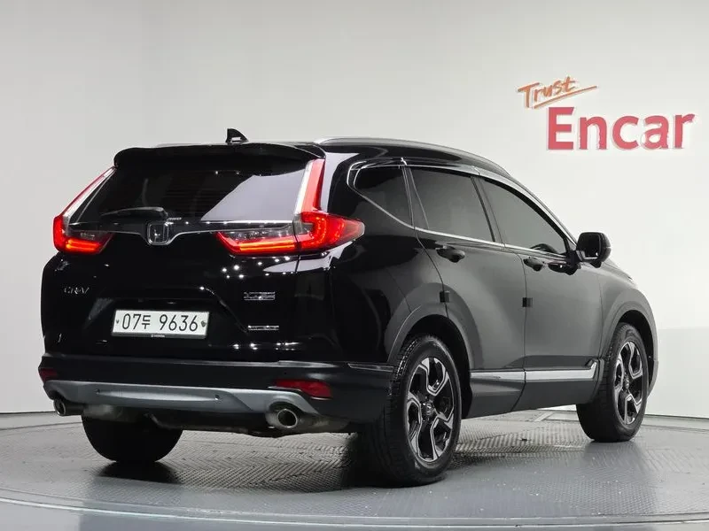 Honda Cr-v 1.5 Touring 4Wd, снимка 2 - Автомобили и джипове - 55927720