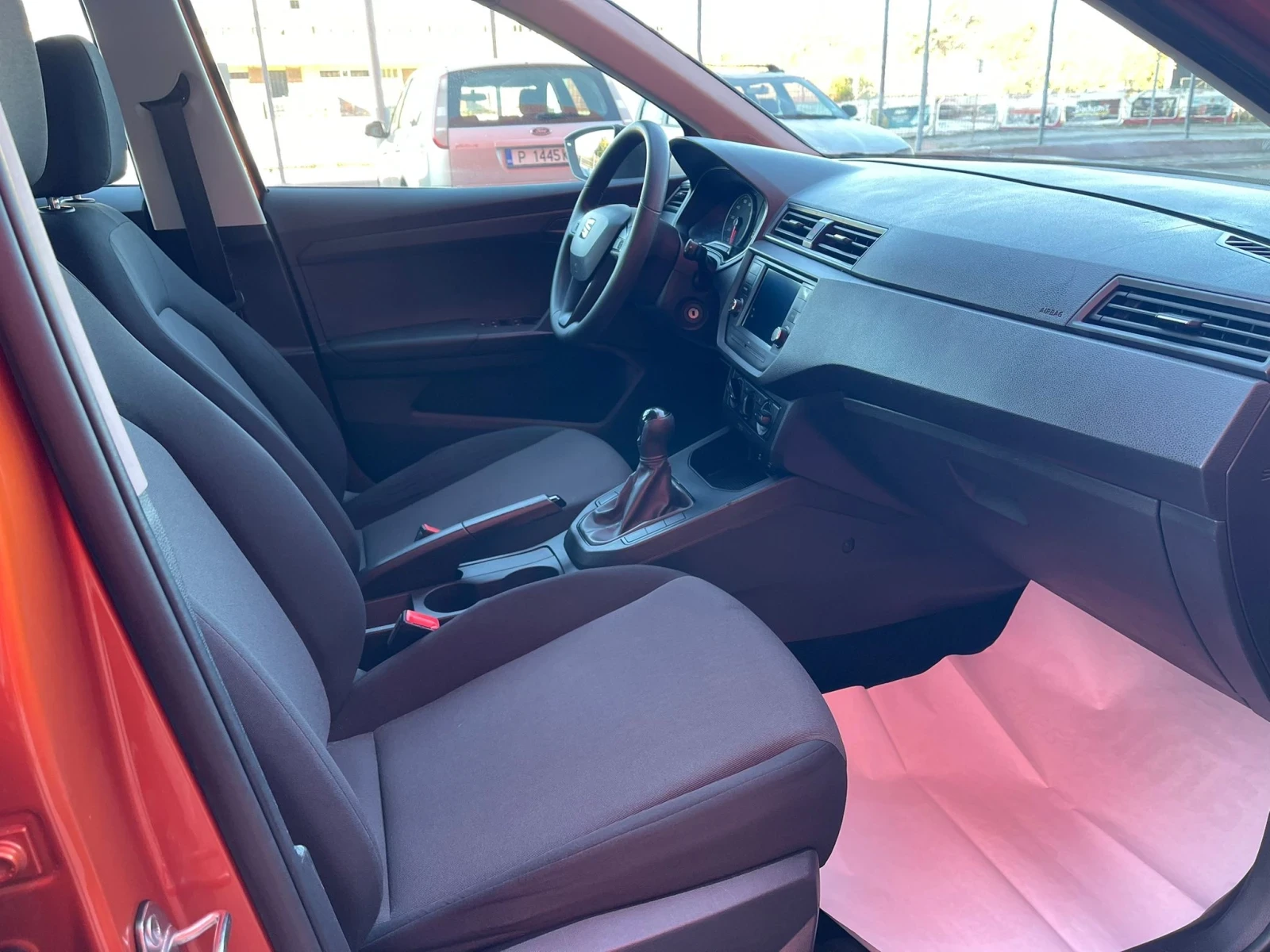 Seat Arona 1.0 TGI ЕВРО6 | Mobile.bg — изображение 14