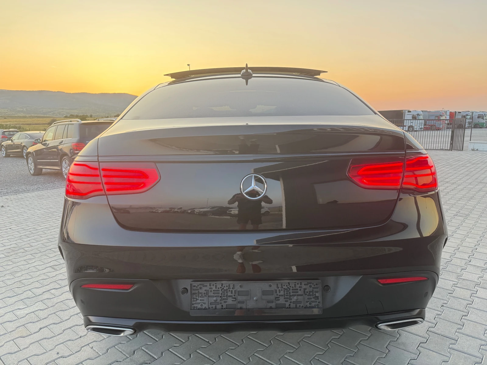 Mercedes-Benz GLE Coupe 3.5 cdi 258 ks FULL Собствен лизинг !!! - изображение 6