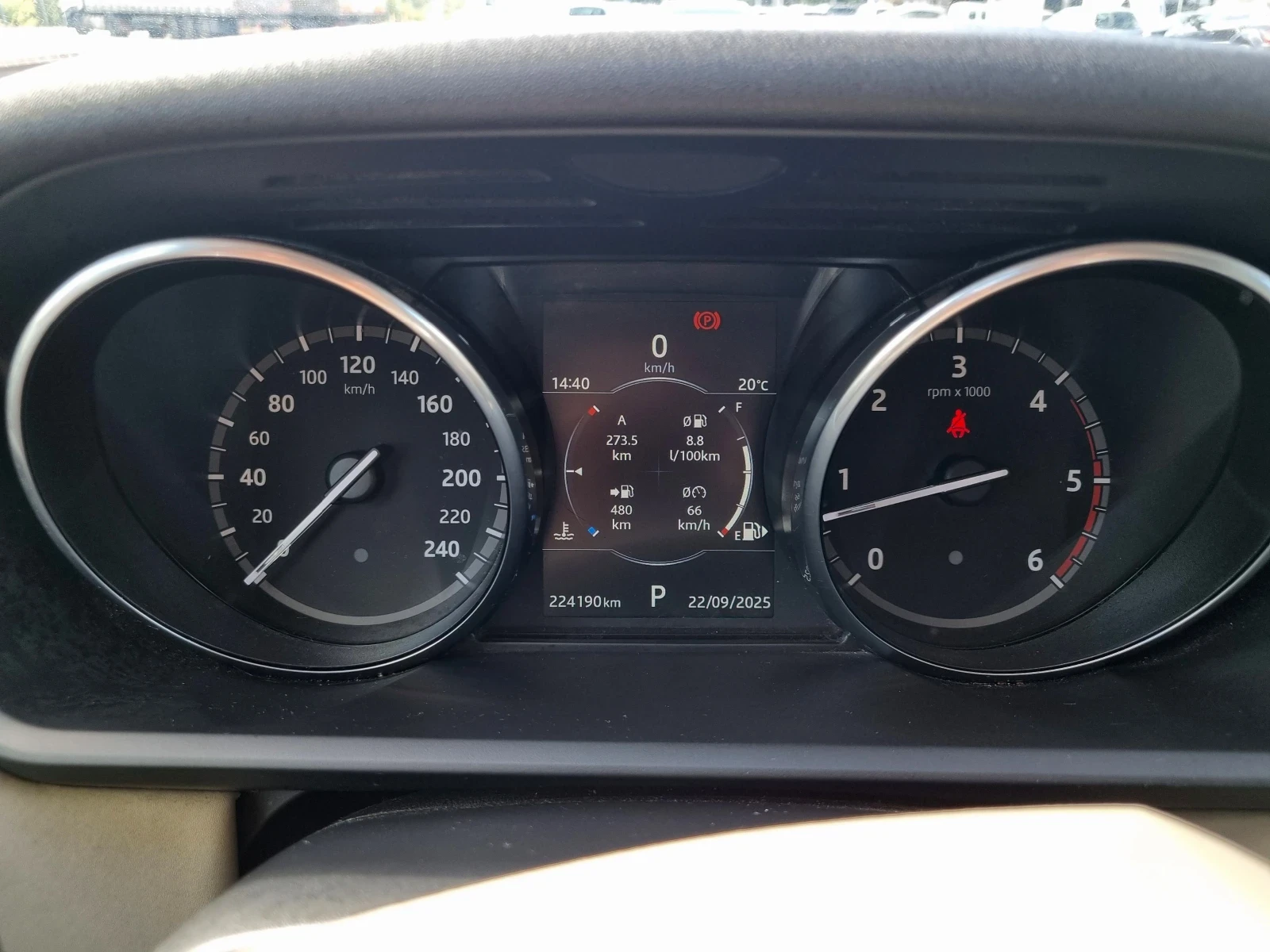 Land Rover Discovery 3.0d HSE, 249hp Black edition - изображение 10