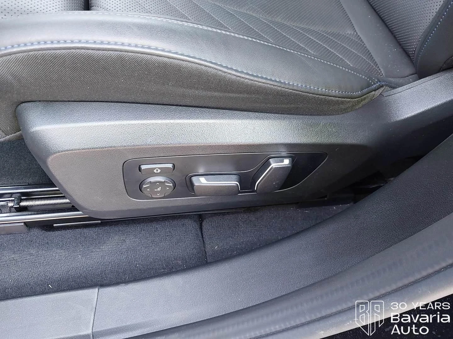 BMW X3 20i xDrive M Sport Paket Steptronic, снимка 13 - Автомобили и джипове - 54000122