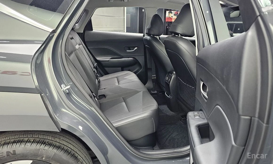 Hyundai Kona HYBRID* INSPIRATION* ПОДГРЕВ* ОБДУХВАНЕ* 360КАМЕРА, снимка 13 - Автомобили и джипове - 54227403