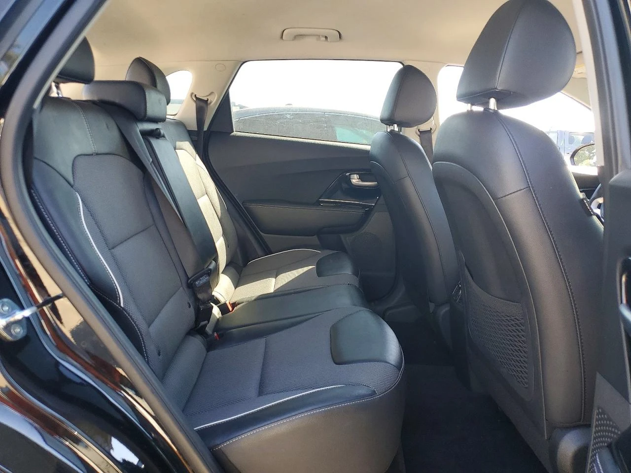 Kia Niro EV EX FWD, снимка 10 - Автомобили и джипове - 54304648