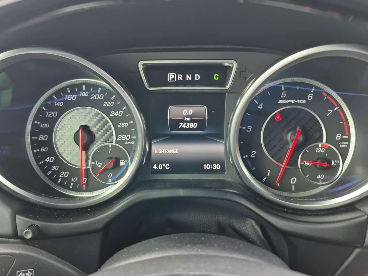 Mercedes-Benz G * AMG 63 * 2 КЛЮЧА* ПАНО* ПОДГРЕВ* KEYLESS* , снимка 8 - Автомобили и джипове - 54439356