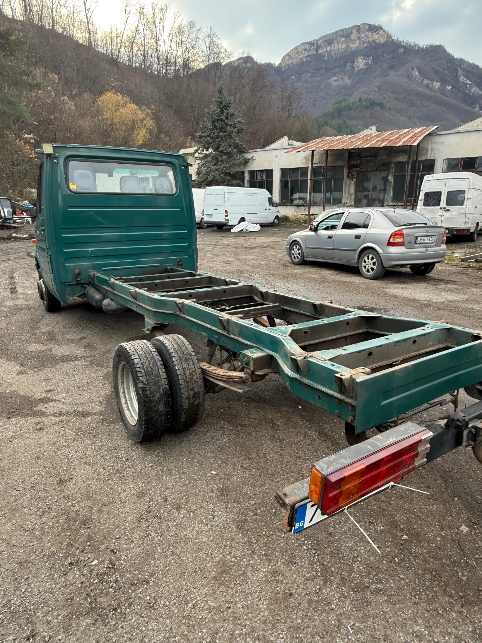 Mercedes-Benz Sprinter 412 2.9  - изображение 3