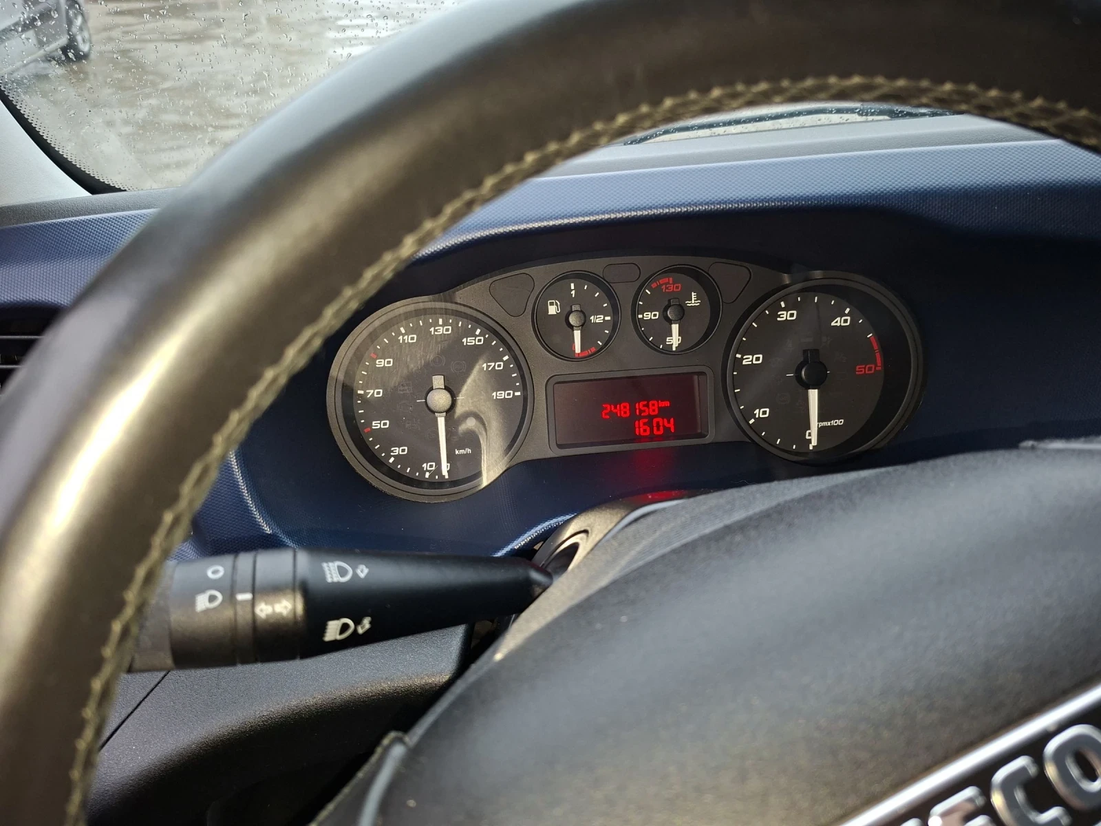 Iveco Daily 3.0, снимка 7 - Бусове и автобуси - 53756512